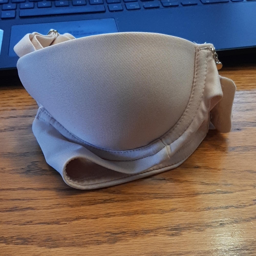 Ladies 🚺 bra - Picture 6 of 8
